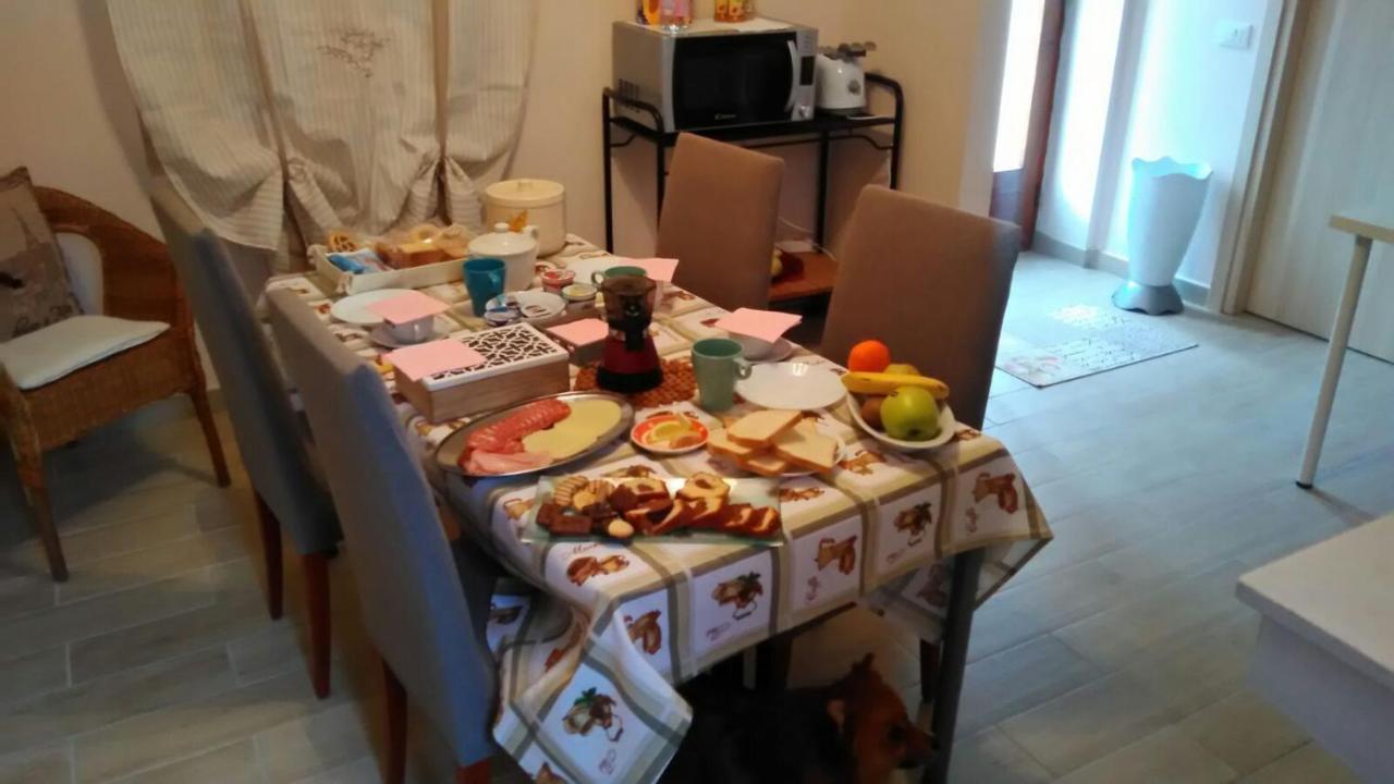 B&B  La Casetta Vernate Esterno foto